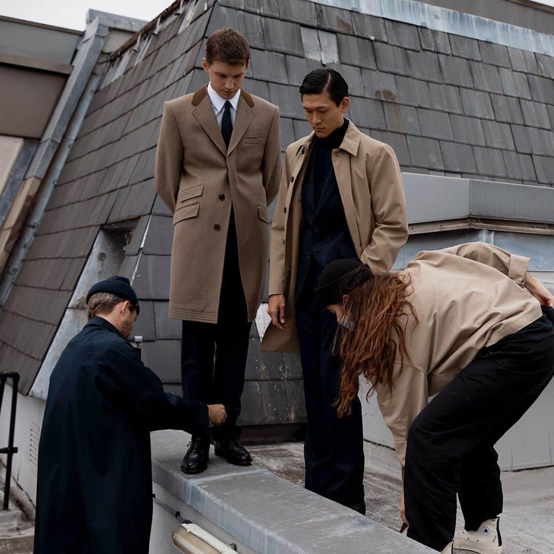ギーブス&ホークスのインスタグラム：「Behind the scenes Autumn/Winter campaign Collection available online now. . #Gievesandhawkes #SavileRow #GievesHawkes #No1SavileRow #AutumnWinter #BTS #Campaign」