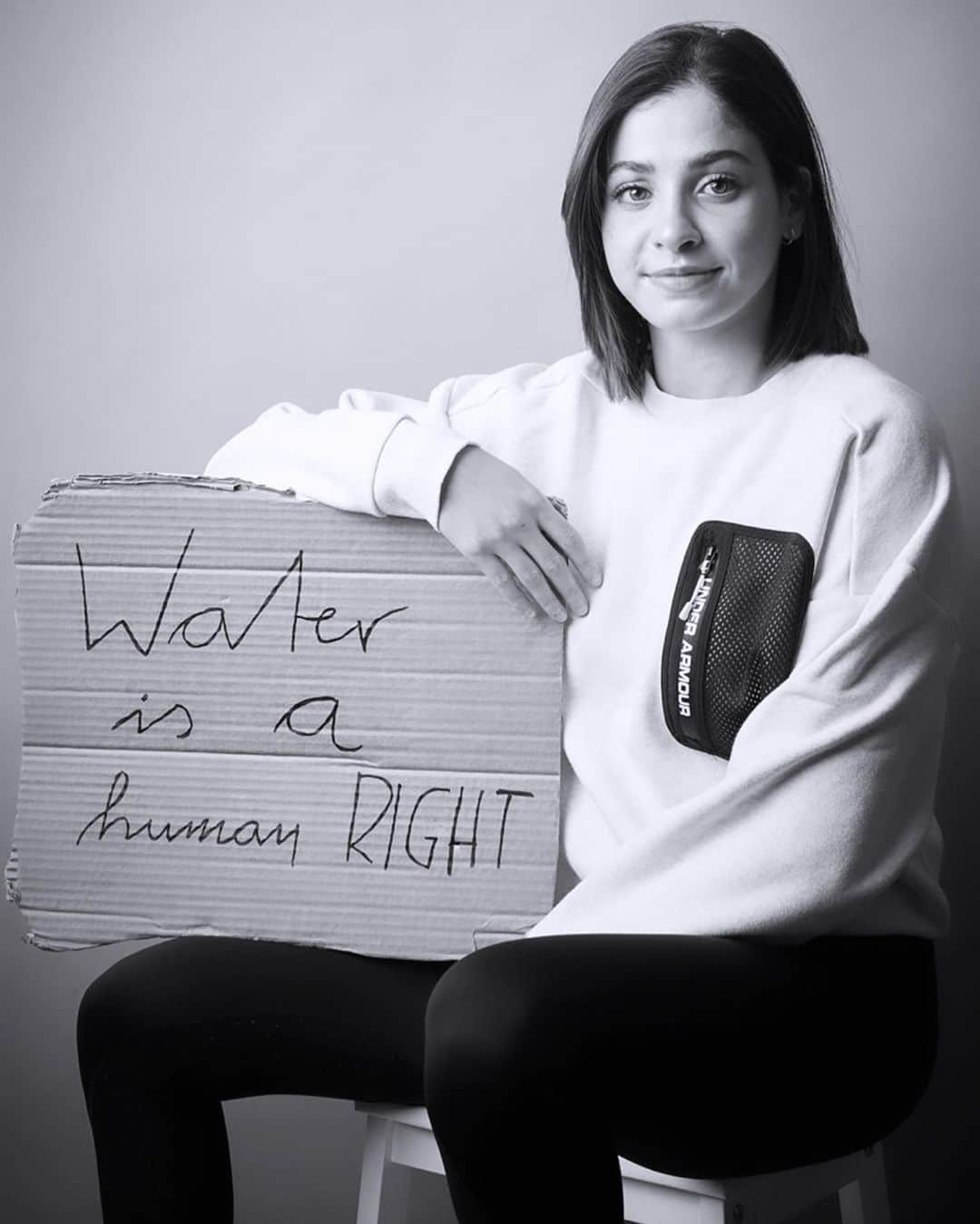 ユスラ・マルディニさんのインスタグラム写真 - (ユスラ・マルディニInstagram)「WATER IS A HUMAN RIGHT.   @vivaconagua  by @henningheide  #waterisahumanright」10月14日 1時50分 - yusramardini