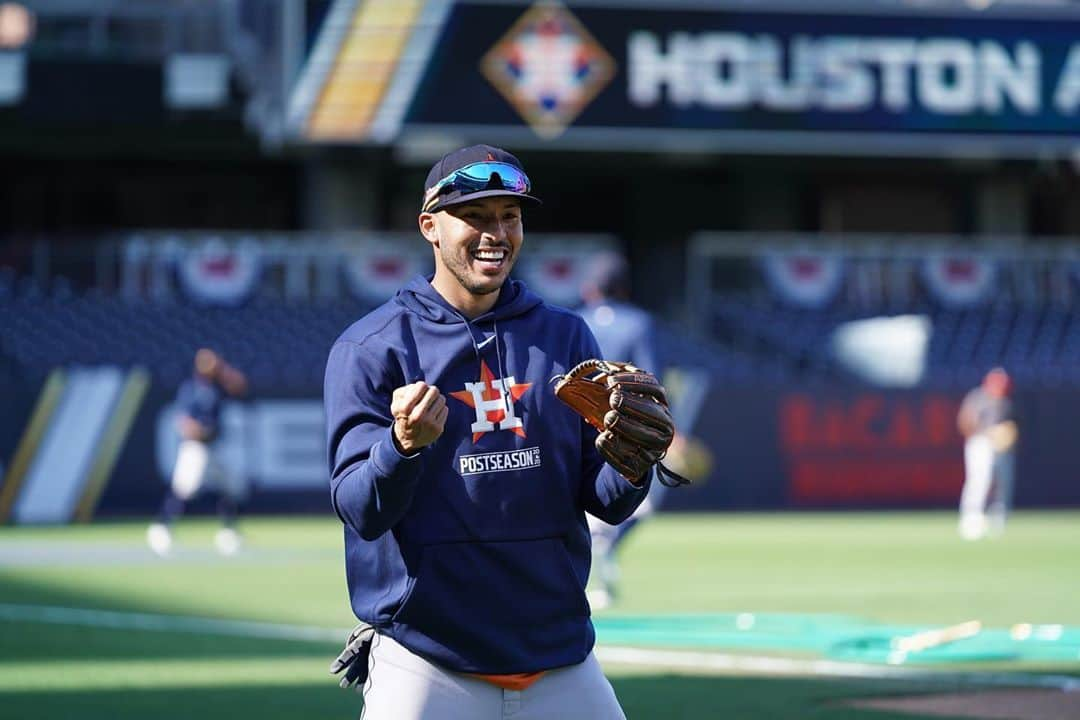 カルロス・コレアさんのインスタグラム写真 - (カルロス・コレアInstagram)「Game 3. One at a time.」10月14日 1時59分 - teamcjcorrea