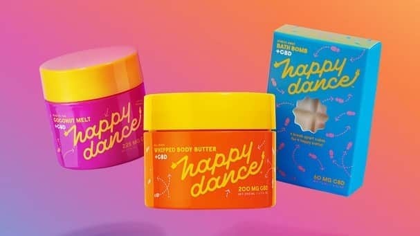 クリスティン・ベルさんのインスタグラム写真 - (クリスティン・ベルInstagram)「Today is the launch of my new line of CBD skincare- @happydance !! I co-founded the brand with the CBD experts at Lord Jones and I’m so excited to finally see it out in the world, especially at a time when the world really could use a little more chill :)」10月14日 2時27分 - kristenanniebell