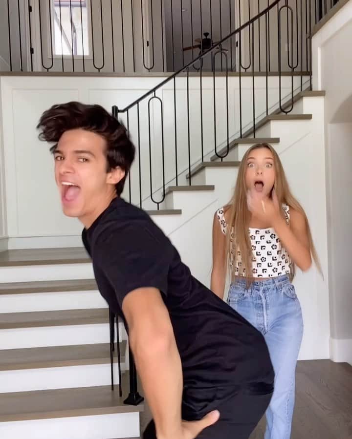 Brent Riveraのインスタグラム：「Sorry for stealing the show 😩😂 @lexibrookerivera」