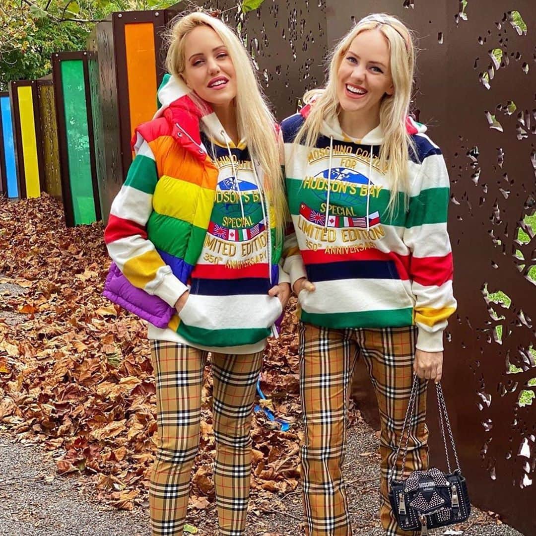 Moschinoさんのインスタグラム写真 - (MoschinoInstagram)「#Repost @beckermantwins ・・・ The way I see it, if you want the rainbow, you gotta put up with the rain." — @dollyparton 🌈 🌧 Congrats to our love @itsjeremyscott on his @moschino x @hudsonsbay Love the hoodies! So Canadiana eh? 🍁🍃#toronto #hbxmoschino #hbstyle」10月14日 2時57分 - moschino