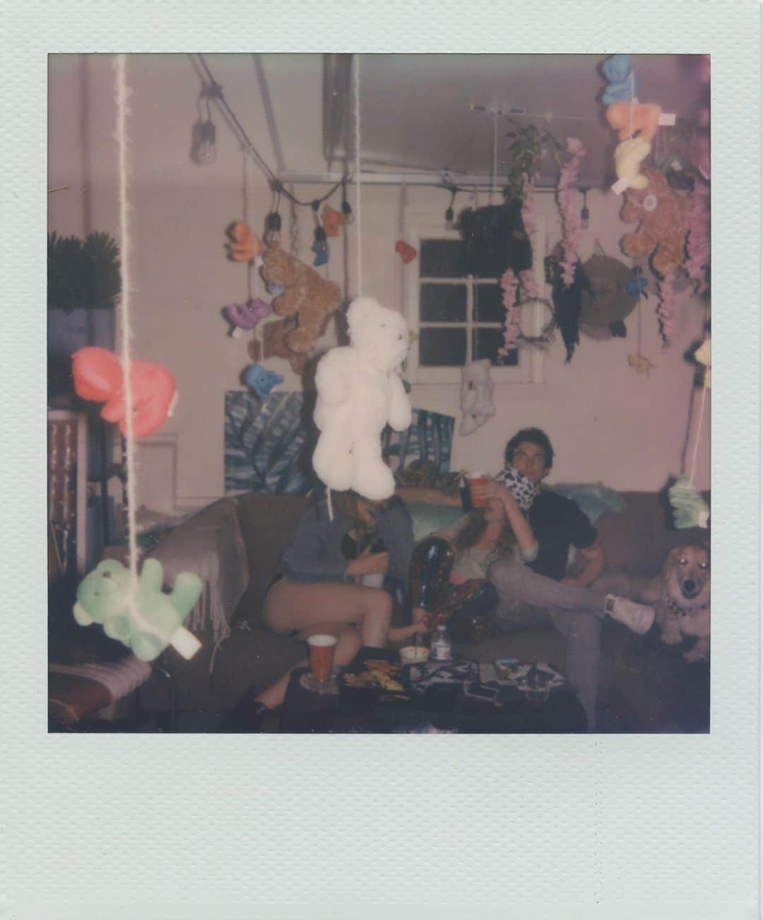 マティー・ノイズのインスタグラム：「in honor of the bday vlog dropping, here’s some of my fav polaroids from burning man 2020 🙃」