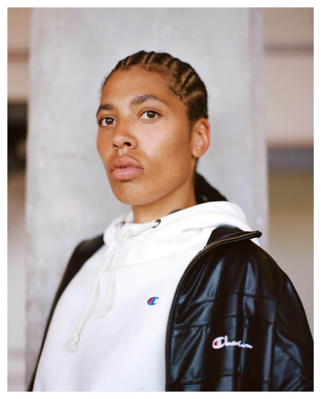 Champion EUさんのインスタグラム写真 - (Champion EUInstagram)「Kai Isaiah Jamal for Champion Local Heroes. Wearing our FW20 collection - available to buy online now.  . . #champion #reverseweave」10月14日 3時28分 - championeurope