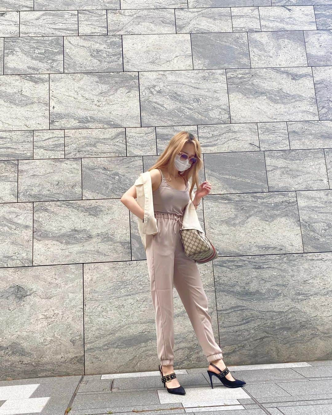 KEIさんのインスタグラム写真 - (KEIInstagram)「▶︎▷コーディネート GU様々な日🙏🙏🙏笑 . shirt & inner & pants @gu_global  shoes & sunglasses  @charleskeithofficial  bag  @gucci  . . . . @gu_for_all_」10月14日 13時01分 - kei_oktwins