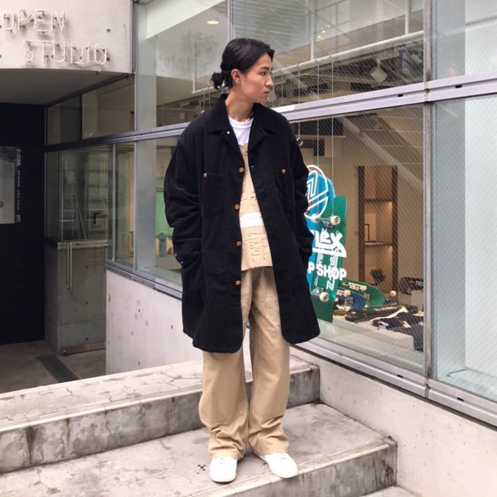 FREAK'S STORE渋谷さんのインスタグラム写真 - (FREAK'S STORE渋谷Instagram)「【Men's Styling】  🧥 @westoveralls @leejeans  Lee×WEST CORDUROY BOA No. 152-458-0001-0 ¥48,000+tax color: ブラック size:M, L  👖 @westoveralls  Mr. Clean×WEST VO No. 149-458-0004-0 ¥48,000+tax color: カーキ size: M, L  ※価格が変動することもございますので、 予めご了承ください。﻿  ※店舗通販は、お電話で承っております。 ぜひご利用くださいませ。  Model: Matsuura(168cm)  #freaksstore  #freaksstore_shibuya  #freaksstore20fw  #westoveralls  #mrclean  #lee」10月14日 13時20分 - freaksstore_shibuya