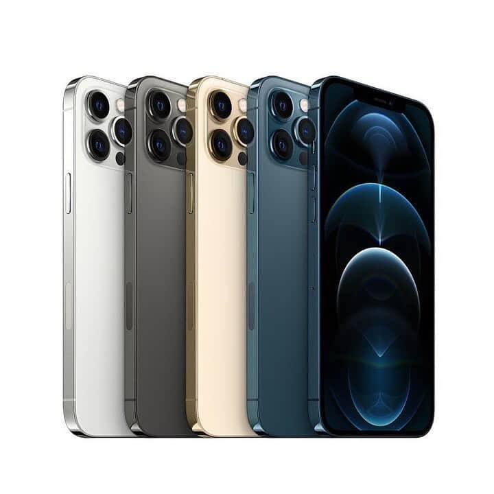 Freshnessのインスタグラム：「@apple officially unveils the 5G capable iPhone 12. Expect to see it in a host of colors across the four total variants: the base iPhone 12, the iPhone 12 Mini, the iPhone 12 Pro, and the iPhone 12 Pro Max. The brand has also revealed a host of MagSafe accessories and the brand new HomePod Mini #freshnessmag」