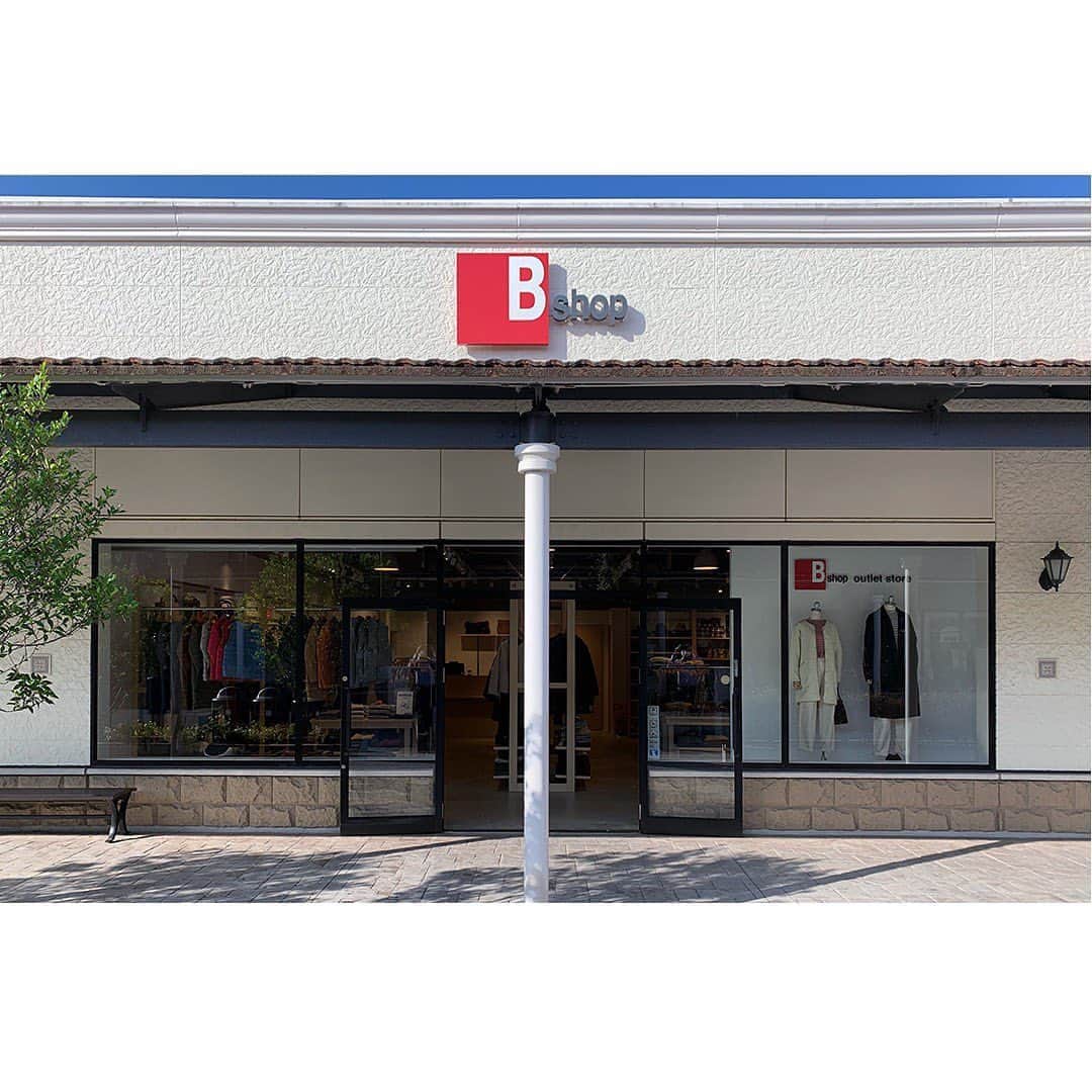 のインスタグラム：「本日、10月14日(水)に九州地区初となるアウトレットストア「Bshop アウトレット鳥栖店」がオープンいたしました!! . ビショップ アウトレットストアではメンズ・レディースの旧モデルなど、幅広いアイテムを大変お求めやすい価格で展開しております。 . お近くにお越しの際は、ぜひBshop アウトレット鳥栖店にお立ち寄りください。 . Bshop アウトレット鳥栖店 〒841-0005　佐賀県鳥栖市弥生が丘8-1　鳥栖プレミアムアウトレット1F 営業時間：10:00～20:00 . #bshop #bshopoutlet #bshop_official #鳥栖 #tosu #premiumoutlet」