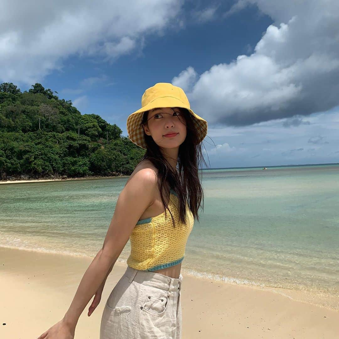 PIMTHAさんのインスタグラム写真 - (PIMTHAInstagram)「Tangled hair ☀️ @phiphiislandvillage   #phiphiislandvillage #phiphiislandvillagebeachresort #EnrichingLife」10月14日 14時21分 - pimtha