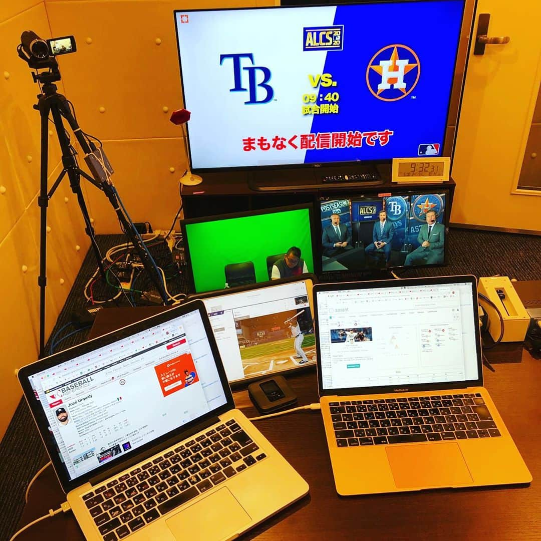 オカモト"MOBY"タクヤさんのインスタグラム写真 - (オカモト"MOBY"タクヤInstagram)「#SPOZONE での #MLB #MLBPostseason 解説、今日は #ALCS Game3 #RAYS vs #ASTROS 。 #JSPORTS でもお世話になってる #AKI猪瀬 さんの実況がまるで個人レッスンのような感じで贅沢極まりない。今季の解説予定試合は残り2試合ですが、どちらも「If Necessary」つまり試合の必要がない可能性もあるので、今日が最後の可能性も。ただ、もしあれば最後は #WorldSeries #Game7 …」10月14日 14時18分 - moby_scoobiedo