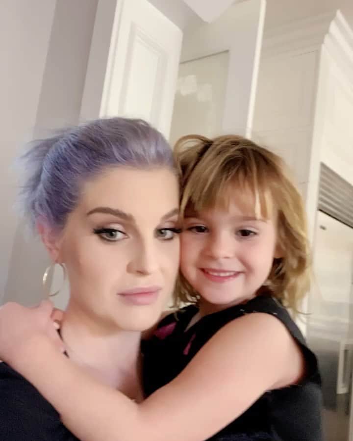 ケリー・オズボーンのインスタグラム：「My munchkin is all better!!!! I hated having to be away from her!!! 💜💜💜💜💜💜💜💜💜💜💜💜💜」