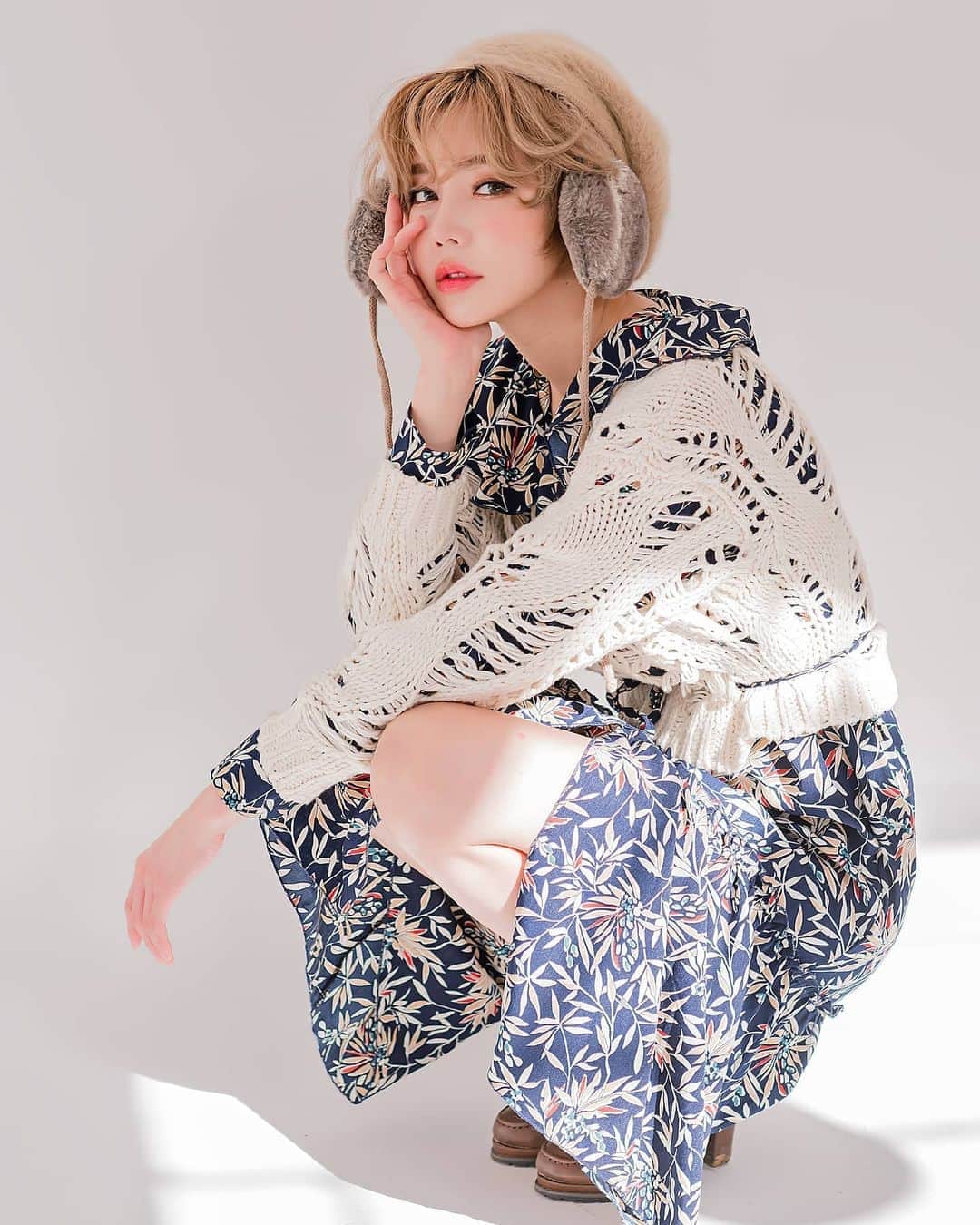 Han Ga Eunのインスタグラム：「GM  . . Photo @k2jhk  Makeup @makeup_soukhyun  Haircolor @hearts_cdw   #photography #model #koreanmodel」
