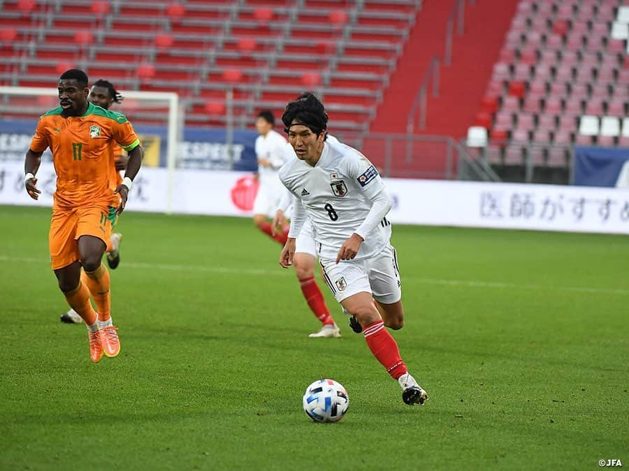 日本サッカー協会さんのインスタグラム写真 - (日本サッカー協会Instagram)「【2020.10.13 Match Photo③📸】  国際親善試合 ⌚10/13（火）23:45KO（日本時間） 🆚コートジボワール🇨🇮 📍Stadion Galgenwaard  GK 23 #シュミットダニエル DF 3  #室屋成 16 #冨安健洋 22 #吉田麻也 MF 4  #中山雄太 6  #遠藤航 7  #柴崎岳 9  #鎌田大地 14 #伊東純也 17 #久保建英 FW 24 #鈴木武蔵  (SUB) GK 1  #川島永嗣 12 #権田修一 DF 2  #植田直通 13 #板倉滉  19 #酒井宏樹 20 #安西幸輝 21 #菅原由勢 MF 8  #原口元気 10 #南野拓実 11 #堂安律 25 #三好康児  監督 #森保一  #daihyo #jfa #SAMURAIBLUE #新しい景色を2022」10月14日 9時29分 - japanfootballassociation