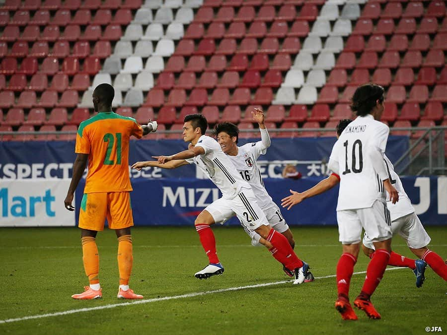 日本サッカー協会さんのインスタグラム写真 - (日本サッカー協会Instagram)「【2020.10.13 Match Photo④📸】  国際親善試合 ⌚10/13（火）23:45KO（日本時間） 🆚コートジボワール🇨🇮 📍Stadion Galgenwaard  GK 23 #シュミットダニエル DF 3  #室屋成 16 #冨安健洋 22 #吉田麻也 MF 4  #中山雄太 6  #遠藤航 7  #柴崎岳 9  #鎌田大地 14 #伊東純也 17 #久保建英 FW 24 #鈴木武蔵  (SUB) GK 1  #川島永嗣 12 #権田修一 DF 2  #植田直通 13 #板倉滉  19 #酒井宏樹 20 #安西幸輝 21 #菅原由勢 MF 8  #原口元気 10 #南野拓実 11 #堂安律 25 #三好康児  監督 #森保一  #daihyo #jfa #SAMURAIBLUE #新しい景色を2022」10月14日 9時33分 - japanfootballassociation