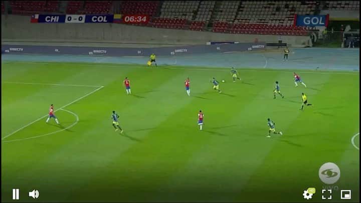 サッカー コロンビア代表チームのインスタグラム：「Revive el gol de Jéfferson Lerma para el 1-0 parcial  #VamosColombia 🇨🇴 #CHICOL  🎥 @golcaracol」