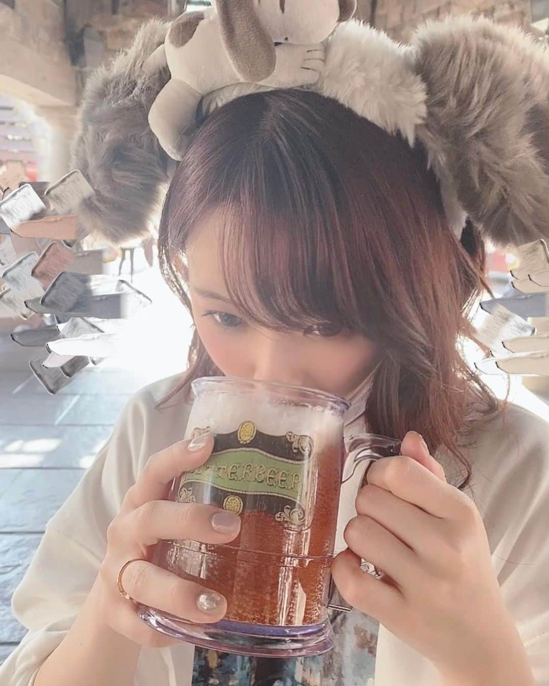 二宮ひかりさんのインスタグラム写真 - (二宮ひかりInstagram)「・ ・ ・ バタービール🍺💬 甘いのだめだから残しちゃった🤣 そしてお髭失敗…笑笑 ・ ・ ・ #セクシー女優 #二宮ひかり  #にのひー  #ちっぱい #貧乳 #手のひらサイズ #アタッカーズ #アタッカーズ専属 #ユニバコーデ  #ユニバーサルスタジオジャパン  #ユニバ  #ユニバ耳  #バタービール」10月14日 9時52分 - hikari_ninomiya_