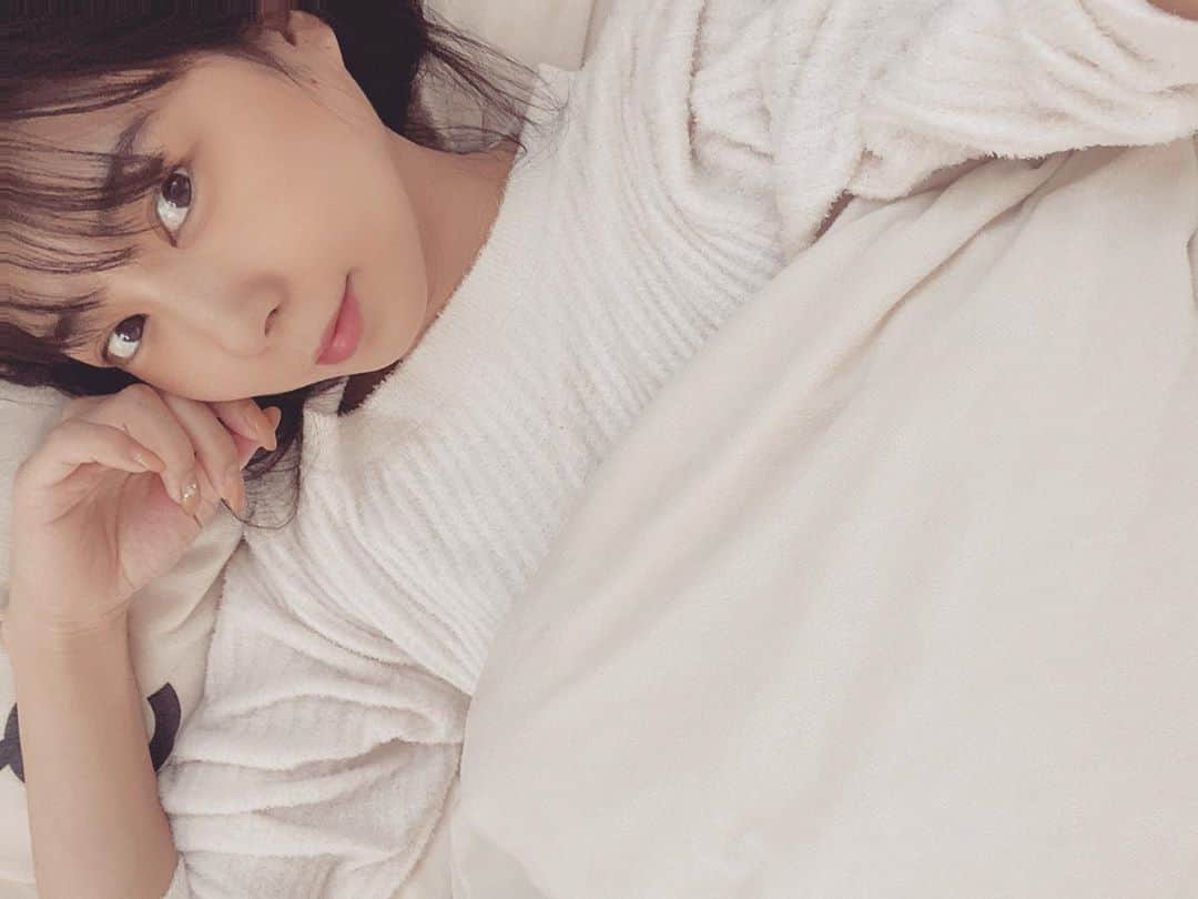 佐藤夢さんのインスタグラム写真 - (佐藤夢Instagram)「ベッドカバー変えて気持ちよふぎて…あぁ。幸せ🤤☺️」10月14日 9時54分 - dreamsatoo