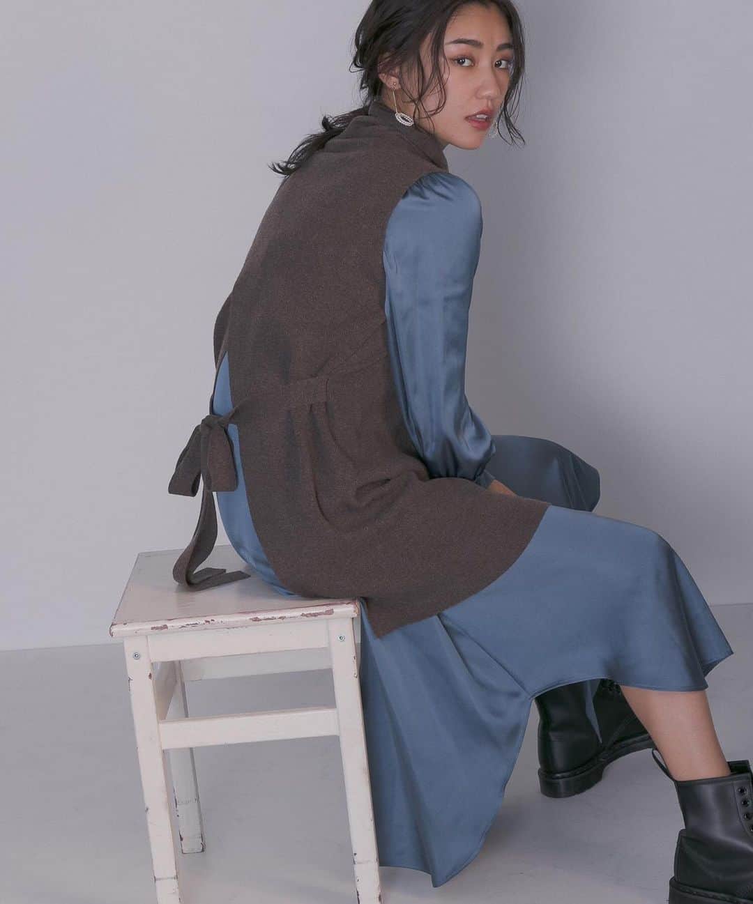 松本優のインスタグラム：「. . @andemiu_official  新作が可愛すぎて撮影のたびに全部欲しくなっちゃう🥺❤️ . . #shooting#fashion#andemiu#撮影」