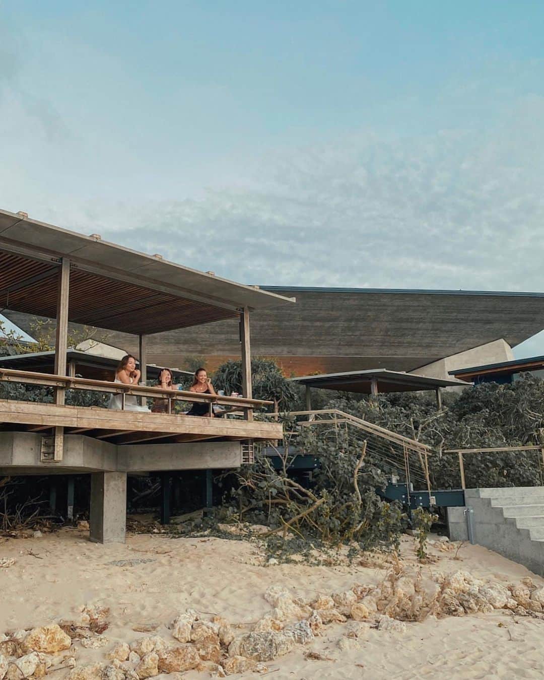 里見茜のグルメインスタ