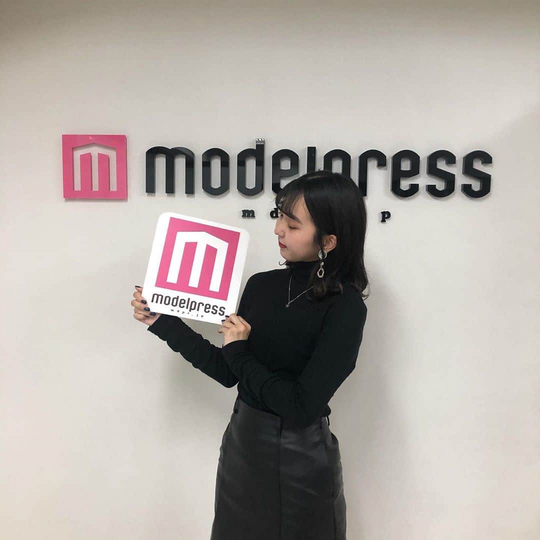 のインスタグラム：「先日モデルプレス様((@modelpress ))のところで撮影をして来ましたあ〜♡  後日サイトに写真がアップされるのでよければチェックお願いします😌🤍  #モデルプレス#撮影#サロモ#サロンモデル#サロモ撮影#ミスコン#ミス桜美林#lfl#modelpress#いいね返し#お洒落さん#レザースカート#ブラックコーデ#ootd#인스타그램#오오티디#대학생#셀카」
