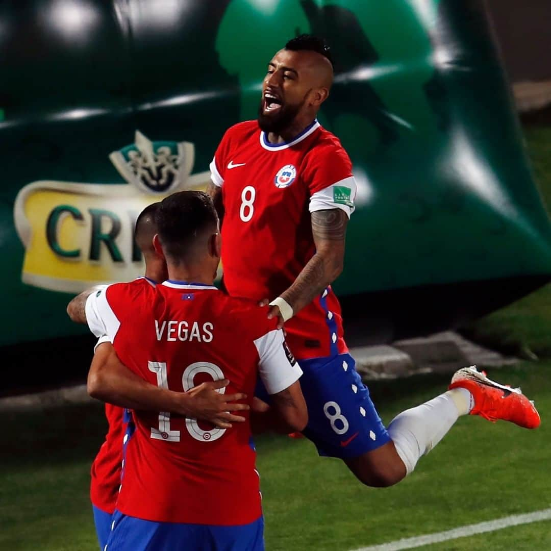 FIFAワールドカップさんのインスタグラム写真 - (FIFAワールドカップInstagram)「Late heroics in South America! 🐯   🇨🇴 Colombia grasp a last-minute draw while Argentina and Brazil stay perfect with two wins from two. Meanwhile, Ecuador recover against Uruguay and Paraguay stun Venezuela away.    🇧🇷 With his hat-trick, @neymarjr surpasses @ronaldo and becomes Brazil’s second-highest goalscorer ever – looking up to O Rei @pele! 👑    #WorldCup #WCQ #Eliminatorias #FWC」10月14日 12時11分 - fifaworldcup