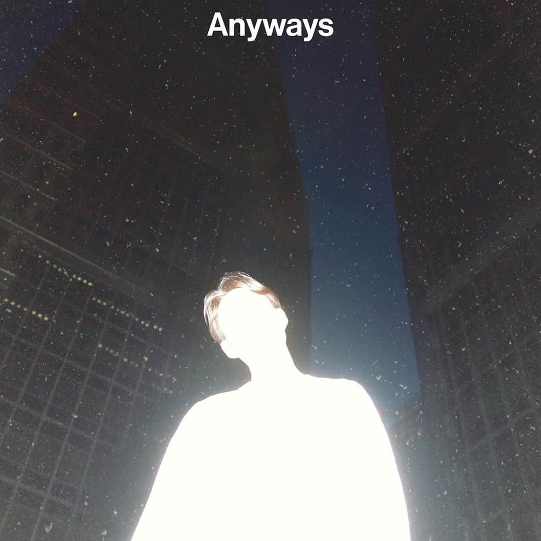 環ROYのインスタグラム：「. 新しいアルバム「Anyways」を11月25日に発表します。作詞作曲をすべて一人で行いました。初めての試みです。是非聴いてください。  New Album "Anyways" 2020.11.25 ON SALE CD + Digital / DDCB-13051  01. Protect You 02. Song 03. Fidget 04. 能 05. life 06. tendency 07. 泉中央駅 08. I know 09. on the park 10. Remind 11. Flowers 12. はじまりを知る 13. Rothko 14. 憧れ All Songs Written and Produced by Tamaki Roy  #環ROY #TamakiRoy」