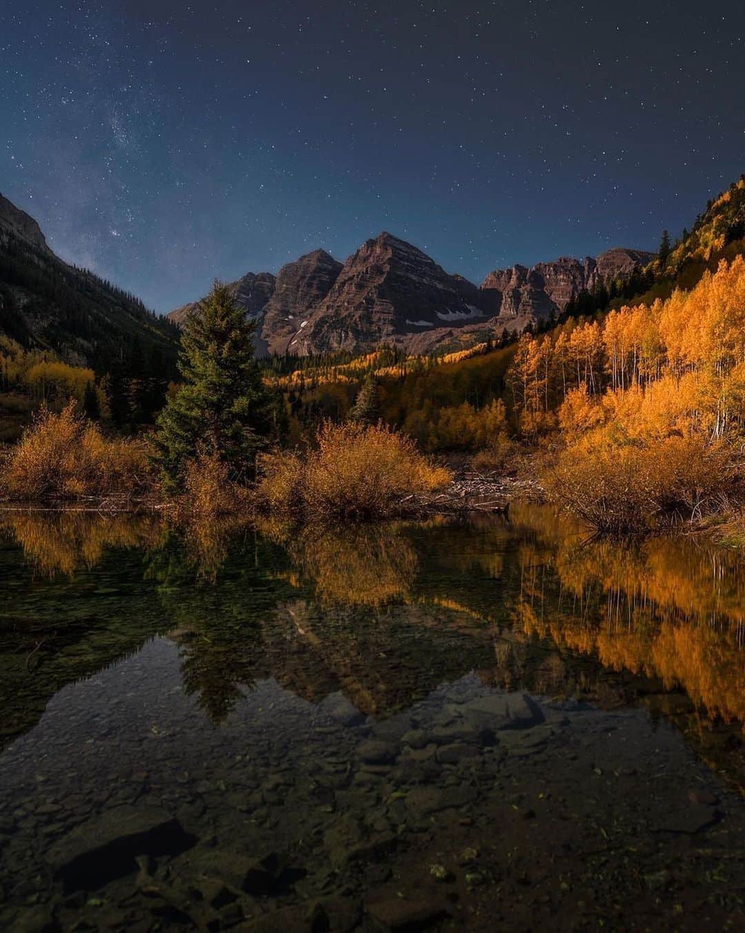 instagoodさんのインスタグラム写真 - (instagoodInstagram)「@brandtryderphotography Moonlit Maroon- some of my earliest forays into astrophotography were with moon lit landscapes. Sadly I haven’t revisited this technique for over 3 years. While planning shots for my recent trip to #aspen I saw that the nearly full moon would provide perfect side light on the #maroonbells - although maroon lake was too low and closed for restoration I found this small pool past the lake that provided the perfect reflection. I was also lucky enough to catch the washed out #milkyway just left of the bells.  ============================== Camera @sonyalpha A7iii  Lens @sonyalpha 24mm f/1.4 GM EXIF- Ground ISO 800, f/2.8, 30s x 5 median blended, Sky ISO 800, f/2.8, 10s x 12 stacked ==============================」10月14日 12時27分 - instagood