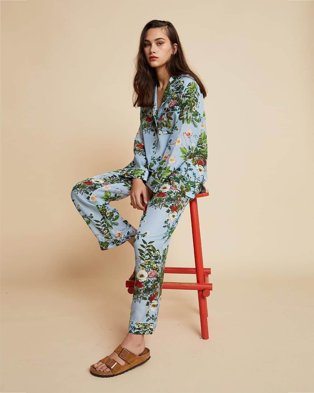 のインスタグラム：「Dreamers unite, for @PapinelleSleepwear x Karen Walker is back with a new collection, our Love Letter floral in a divine silk cotton.」