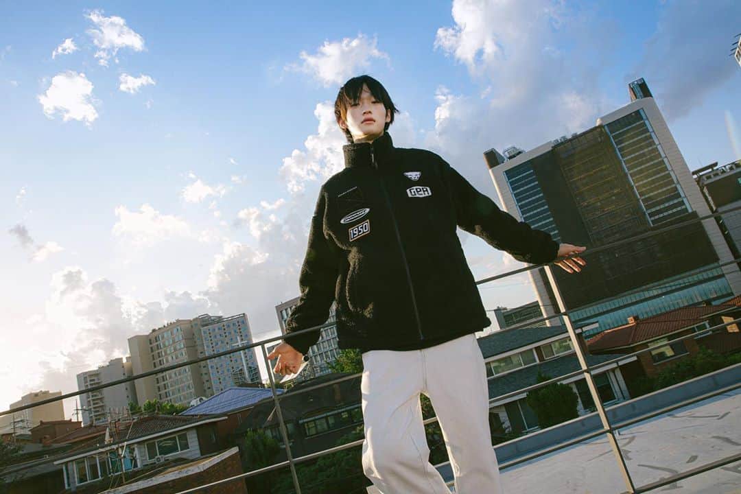가로수길 , Seoulのインスタグラム：「Shoot for @dynafit_kr  Model @chanrans  구름이 참 이뻤던 날 🤗」