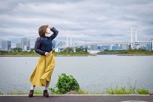 可愛ゆりあさんのインスタグラム写真 - (可愛ゆりあInstagram)「レインボーブリッジをバックに🌉  #ポートレート　#portrait  #ポートレート撮影　#レインボーブリッジ　#かっこいい  #レンズ越しの風景　 #カメラマンさんと繋がりたい」10月14日 12時28分 - smilrina.love