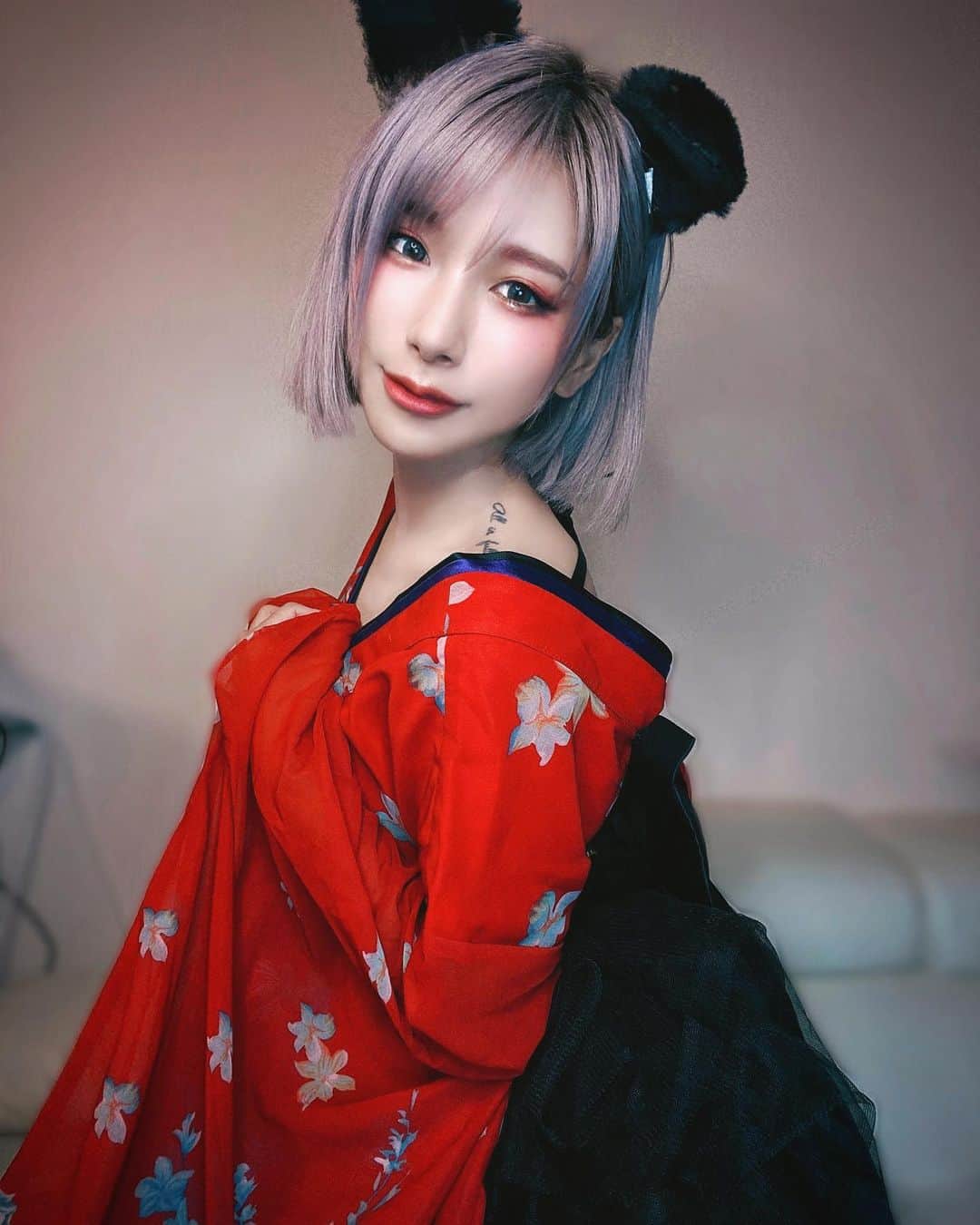 病夢やみいさんのインスタグラム写真 - (病夢やみいInstagram)「病夢やみいのネットサイン会 今月もたくさんのご参加ありがとうございました。 黒猫花魁衣装は2度目の登場でした🎴  #花魁#コスプレ#ハロウィン #할로윈#코스프레#할로윈분장 #oiran#kimono##cosplaygirl #japanesegirl#tattoogirl」10月14日 12時40分 - yammy__________