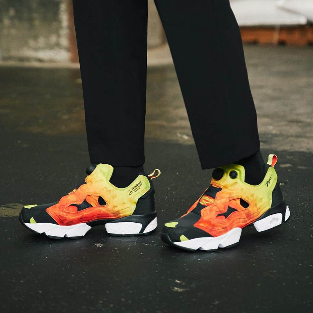 のインスタグラム：「5つのヒーローキャラクターが登場するINSTAPUMP FURYの最新コレクション「LEGION OF FURY」  👟：JP BLAZE × INSTAPUMP FURY  リーボックオンラインショップにて抽選で1 名様に「LEGION OF FURY」のフィギュアが当たるスペシャルキャンペーンを実施。リーボックオンラインショップをチェック！ #リーボッククラシック #InstapumpFury #インスタポンプフューリー #LegionOfFury」