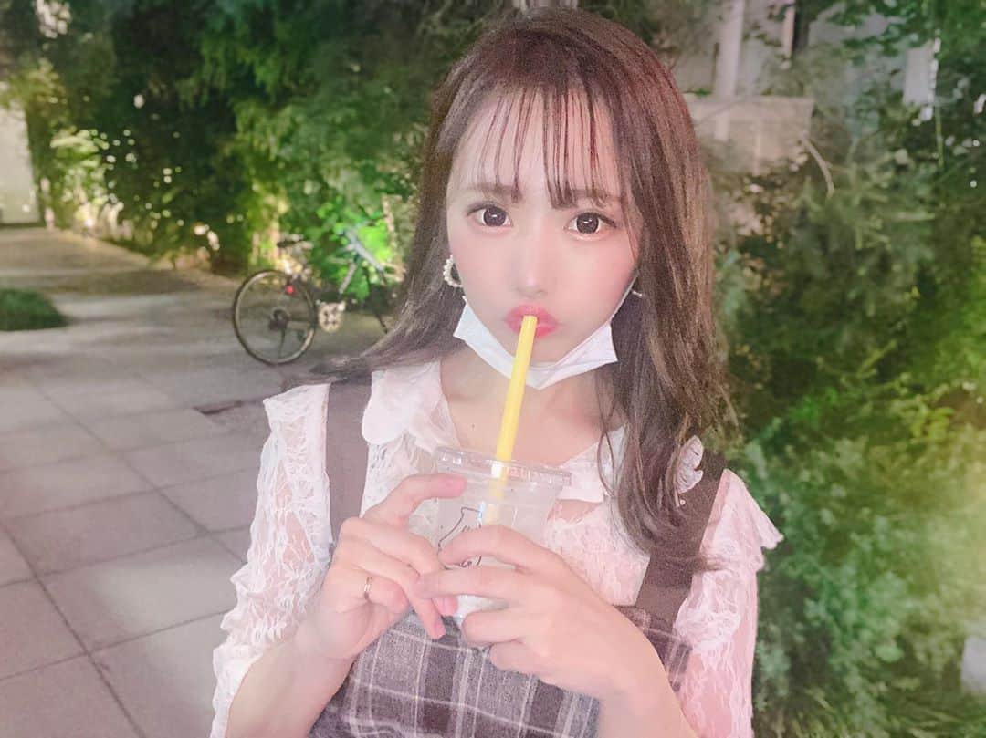 のインスタグラム：「. 風邪ひいちゃった🤧 ※普通のかぜです！笑 . . みんなも寒暖差に気をつけてね！ . . (写真関係なしwww) . . #過去フォト #fashion #レース #レースワンピ #ナチュラル #ゆる巻き #編み込み下ろし #シースルーバング #selfie #me #idol #japan #girl #自撮り #メイク #女子 #girly #pink #smile #instagood #likeforlikes #followme #フォロワー増やしたい #gn」