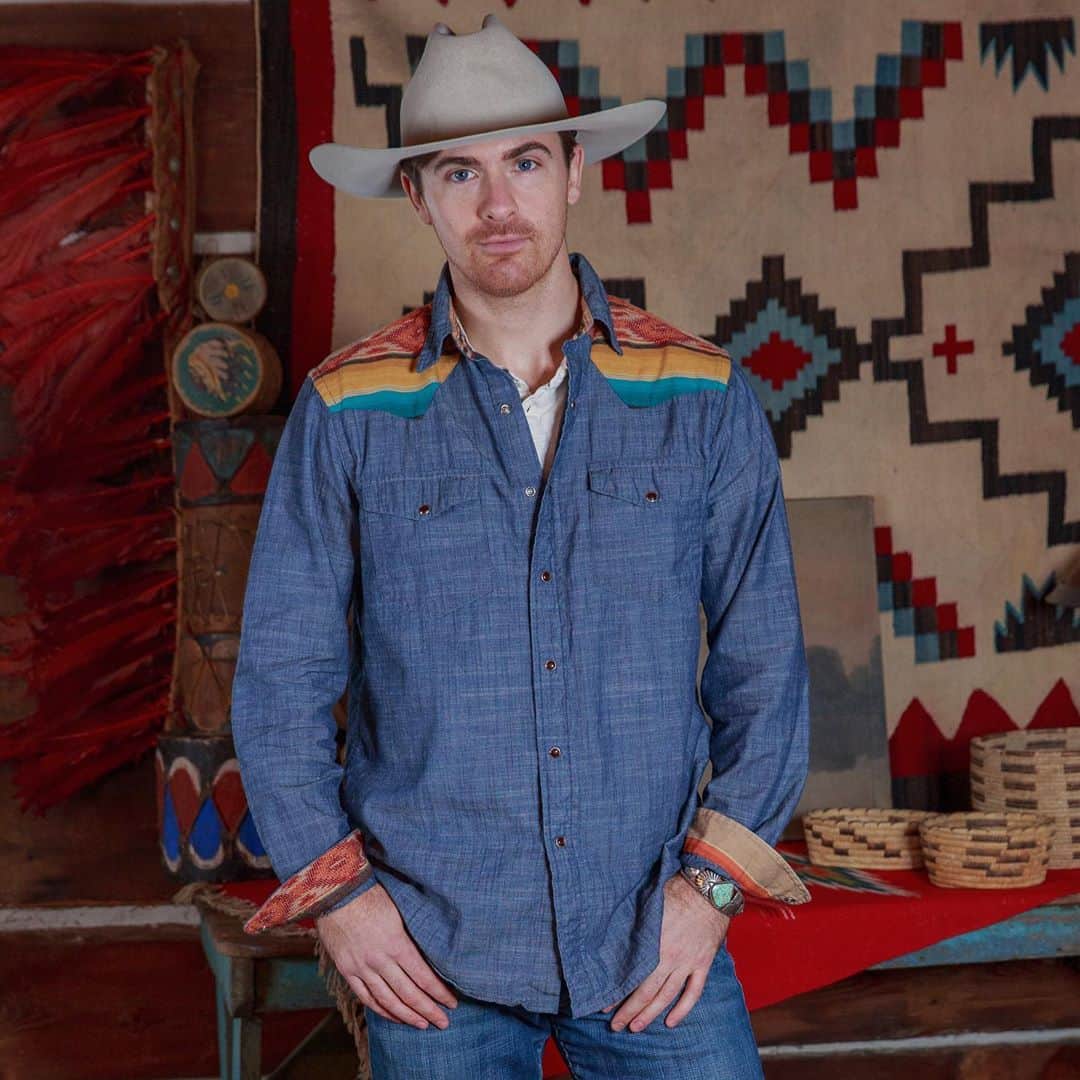 ターシャポリッツィのインスタグラム：「New arrival, the Hank Shirt! The perfect combination of denim and serape. #tashapolizzi #mensfallfashion #newarrival」