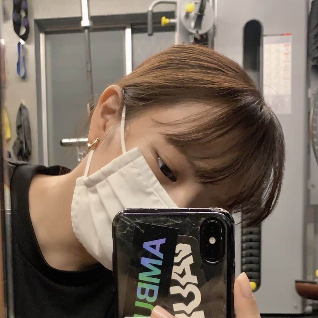 木村なつみのインスタグラム：「あと2ヶ月ちょいで今年が終わるのよ、、 はやすぎるね、こっから自分の理想で過ごしていい年だった感を得ようとしている木村です みんなはどう過ごすのかな🕊」