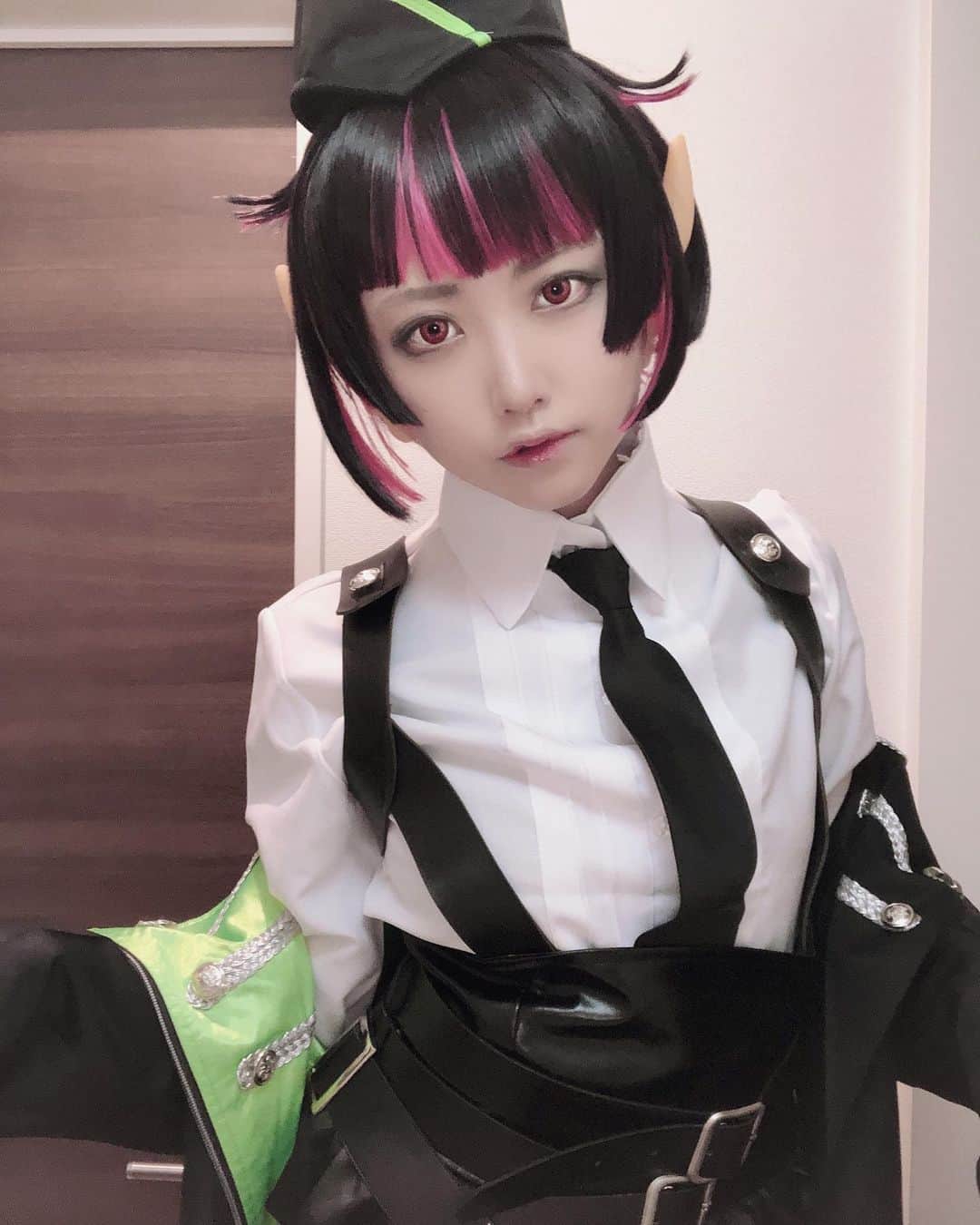 駿河たおのインスタグラム：「#ツイステッドワンダーランド #ツイステッドワンダーランドコスプレ #twstコスプレ #リリアヴァンルージュ #宅コス」