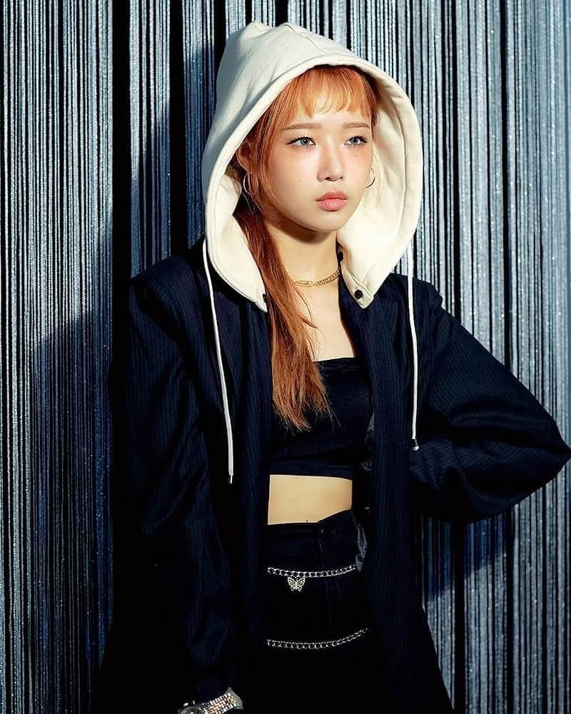 チェ・ユジョンさんのインスタグラム写真 - (チェ・ユジョンInstagram)「201014 Weki Meki <New Rules> Jacket Shoot Behind Scene (Take ver.)  #유정 🌻  #위키미키 #WEKIMEKI #CHOIYOOJUNG #최유정 #YOOJUNG」10月14日 23時25分 - yoojung_weme
