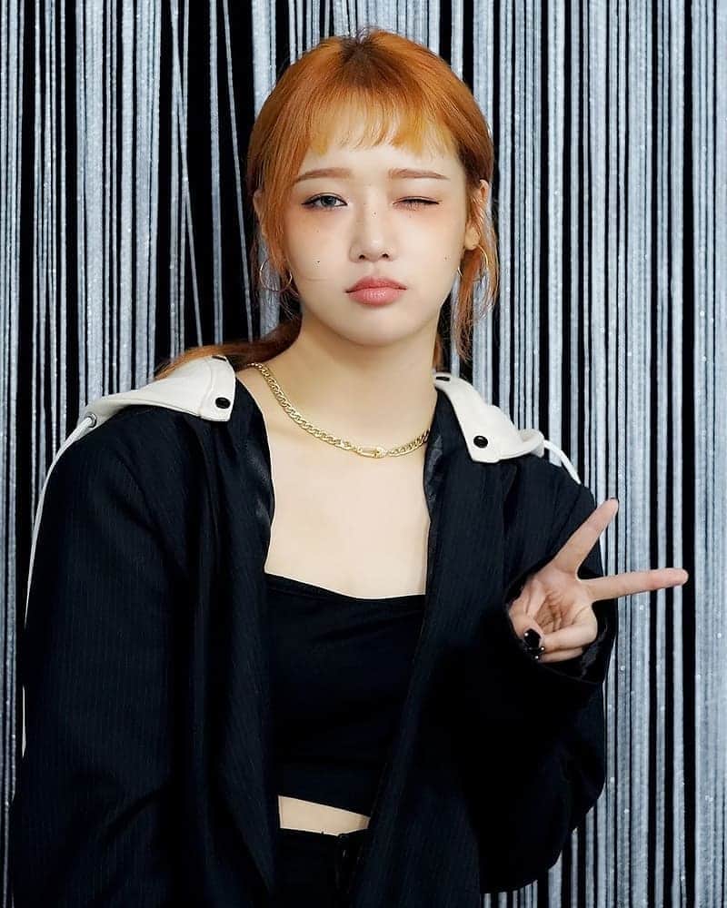 チェ・ユジョンさんのインスタグラム写真 - (チェ・ユジョンInstagram)「201014 Weki Meki <New Rules> Jacket Shoot Behind Scene (Take ver.)  #유정 🌻  #위키미키 #WEKIMEKI #CHOIYOOJUNG #최유정 #YOOJUNG」10月14日 23時25分 - yoojung_weme