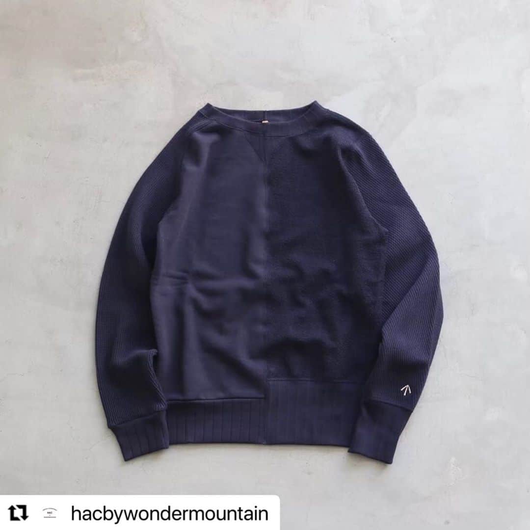 wonder_mountain_irieさんのインスタグラム写真 - (wonder_mountain_irieInstagram)「#Repost @hacbywondermountain with @make_repost ・・・ _ Nigel Cabourn WOMAN / ナイジェル ケーボン ウーマン “Army Crew Jersey Mix” ￥17,600- _ 〈online store / @digital_mountain〉 https://www.digital-mountain.net/shopdetail/000000010182/ _ 【オンラインストア#DigitalMountain へのご注文】 *24時間注文受付 * 1万円以上ご購入で送料無料 tel：084-983-2740 _ We can send your order overseas. Accepted payment method is by PayPal or credit card only. (AMEX is not accepted)  Ordering procedure details can be found here. >> http://www.digital-mountain.net/smartphone/page9.html _ blog > http://hac.digital-mountain.info _ #HACbyWONDERMOUNTAIN 広島県福山市明治町2-5 2階 JR 「#福山駅」より徒歩15分 (水曜・木曜定休) _ #ワンダーマウンテン #japan #hiroshima #福山 #尾道 #倉敷 #鞆の浦 近く _ 系列店：#WonderMountain @wonder_mountain_irie _ #NigelCabournWOMAN #ナイジェルケーボンウーマン #NigelCabourn #ナイジェルケーボン」10月14日 16時02分 - wonder_mountain_