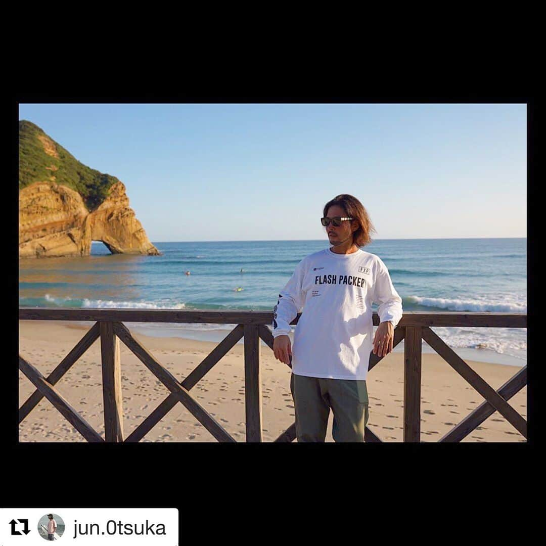 hiroecdさんのインスタグラム写真 - (hiroecdInstagram)「#Repost @jun.0tsuka with @get_repost ・・・ @theusasurf  @flashxpacker In Tanegashima  ロンTおすすめです！ ポケットL/S TEE XLT-SITC  #flashxpacker  #フラッシュパッカー  #ロンt  #surftrip  #種子島 #tanegashima」10月14日 16時26分 - flash_packer_hiroki_ishida