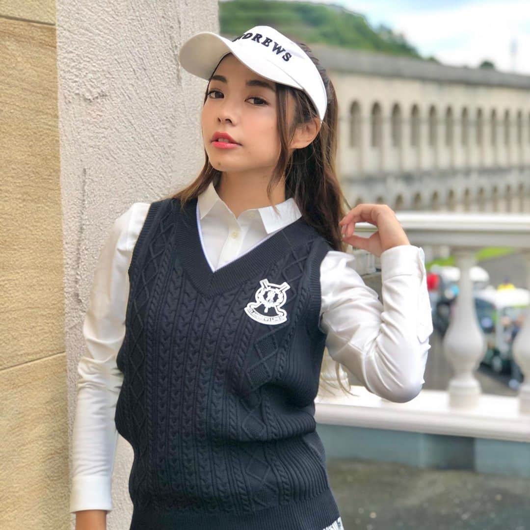 神崎美羽さんのインスタグラム写真 - (神崎美羽Instagram)「10/15 GTB CUP セゴビアゴルフクラブ　イン　チヨダ  コースは難しかったけど すごく綺麗なゴルフ場で楽しい1日でした！ ご参加いただいた皆様ありがとうございました☺️  ウェアはSt ANDREWS💕  シンプルでかわいい王道ゴルフウェアってイメージでお気に入り❤️  #golf #ゴルフ　#ゴルフ女子　#golfstagram #golfswing #golflife #golfwear #golfgirl #golftoday #GT birdies #ゴルフ好きな人と繋がりたい #セゴビアゴルフクラブインチヨダ #standrews #セントアンドリュース」10月14日 16時29分 - miu_kanzaki