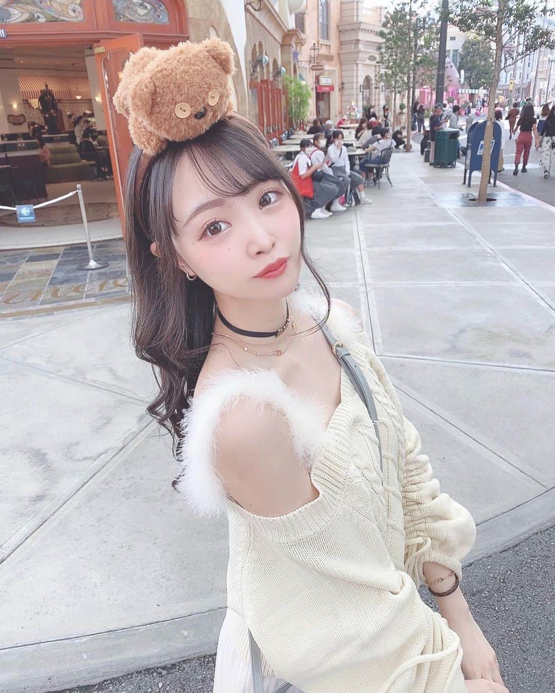 鳥海絢菜のインスタグラム：「・  🎠🎡🎢 ・ ・ ティム🧸さん ちょ~楽しかった♥))・ ・ ・ #usj #code #ootd #ユニバ #自撮り」