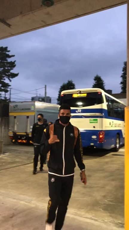 ジェフユナイテッド市原・千葉のインスタグラム：「応援はDAZNから💁🏻‍♂️ http://prf.hn/click/camref:1100l38Vj」
