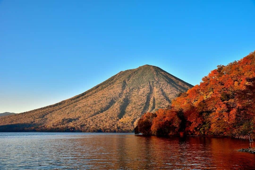 TOBU RAILWAY（東武鉄道）さんのインスタグラム写真 - (TOBU RAILWAY（東武鉄道）Instagram)「. . 🚩Lake Chuzenji & Chuzenji Kanaya Hotel - Nikko, Tochigi . . [Relax and enjoy your autumn holiday at Lake Chuzenji!] . Oku-Nikko area, approximately one hour by bus from the center of Nikko, has great nature such as Lake Chuzenji and Kegon Falls. Among Japanese lakes, Lake Chuzenji is the highest altitude lake. Its very beautiful autumn foliage is ideal for relaxing and enjoying your autumn holidays.  Located near to Lake Chuzenji is "Chuzenji Kanaya Hotel", where you can watch stars while enjoying their outdoor hot spring bath. Stay at Chuzenji Kanaya Hotel when you visit Oku-Nikko. @kanayahotel_chuzenji  . . #visituslater #stayinspired #nexttripdestination . . . #nikko #okunikko #lakechuzenji #chuzenjikanayahotel #tochigi #japantrip #travelgram #tobujapantrip #unknownjapan #jp_gallery #visitjapan #japan_of_insta #art_of_japan #instatravel #japan #instagood #travel_japan #exoloretheworld #ig_japan #explorejapan #travelinjapan #beautifuldestinations #japan_vacations #beautifuljapan #nikkojapan #autumnjapan #onsen」10月14日 18時00分 - tobu_japan_trip
