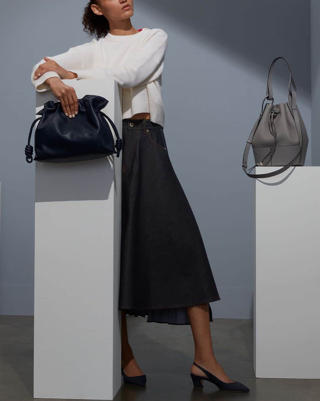 Saks Fifth Avenueのインスタグラム：「HANDBAG HEROES: Create a new style perspective with @loewe artfully designed bags. #SaksStyle」