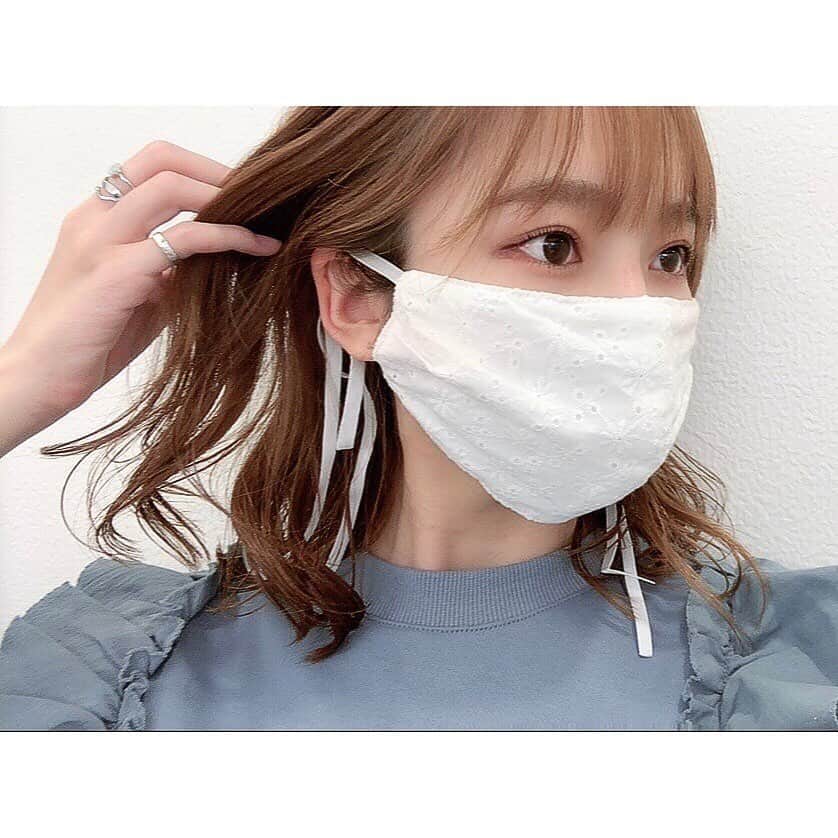 のインスタグラム：「. マスクも素敵。かわいい。。。 @whoswhochico」