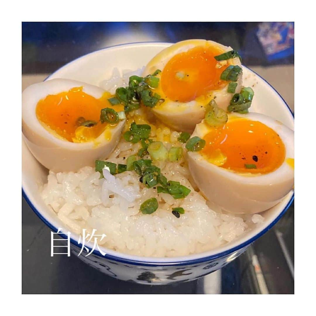 あろえグルメのインスタグラム：「🐬自炊🌱 煮卵丼 →レシピノート💡 ． このタレはごはんとまらなくなりがちかも！！🐿❤︎ おいしーーよーーーー🐶❤︎ ． #自炊#自炊女子#一人暮らしレシピ#レシピ#一人暮らし献立#献立日記#レシピノート#おうちごはん#料理好きな人と繋がりたい#料理記録#簡単レシピ#節約レシピ#おつまみレシピ#時短レシピ#献立#晩ご飯の献立#グルメ好きな人と繋がりたい#東京グルメ#一人暮らし女子#fff#instafood#一汁三菜定食#和食レシピ  #煮卵丼#煮卵#卵料理レシピ#フォロー返し#レシピノート🐬🌱」