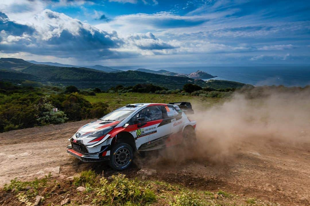 勝田貴元さんのインスタグラム写真 - (勝田貴元Instagram)「Rally car and Earth 🌍 #TK18 - #sky #sea #mountain #YarisWRC - 📸 @mckleinphotography  - @rallyitaliasardegna @officialwrc  #takamotokatsuta」10月14日 19時17分 - takamotokatsuta