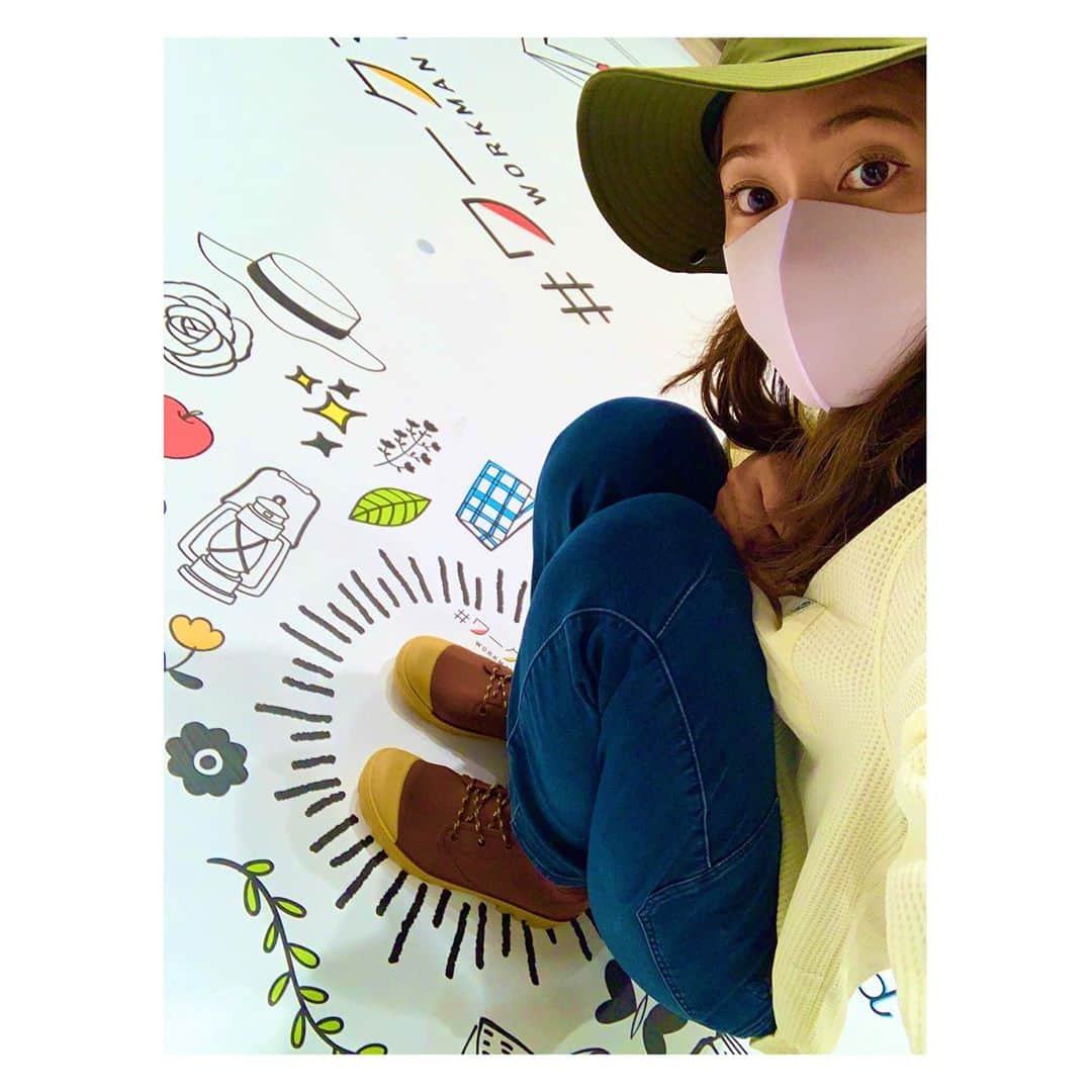 小林由未子さんのインスタグラム写真 - (小林由未子Instagram)「. 明後日オープンする#ワークマン女子 へ！ キャンプを愛する女子には たまらないアイテムばかりでした🤤  @nst_tbs  #キャンプコーデ  #キャンプ女子 #行こうみんなでワークマン」10月14日 19時26分 - _yumikobayashi_