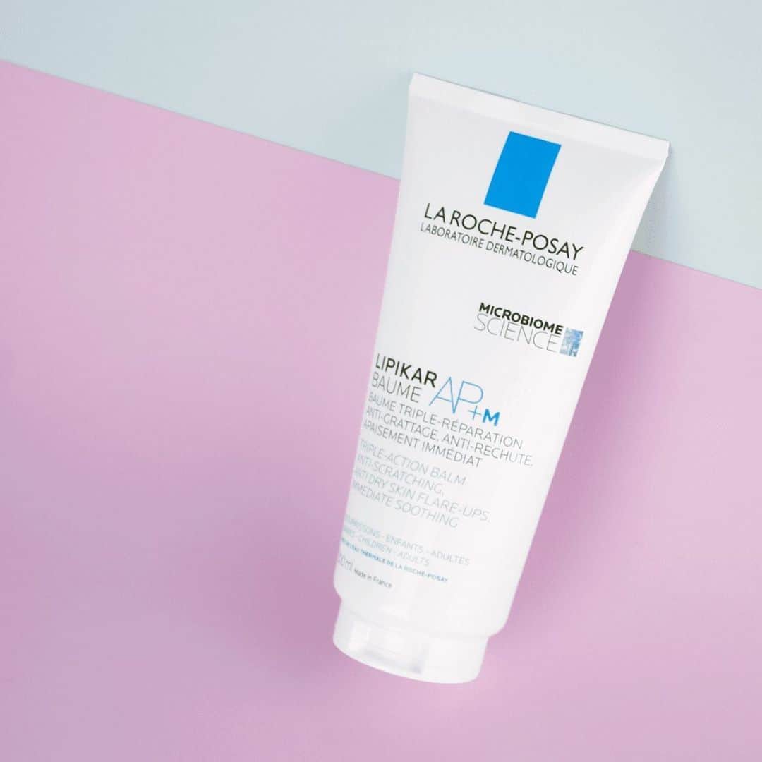 LA ROCHE-POSAY JAPAN ラロッシュポゼのインスタグラム：「＼秋の保湿ケア／ . 8月にリニューアル新発売した リピカ フェイス&ボディバームAP＋Mはもうチェックされましたか？ . 生後3ヶ月の赤ちゃんから大人までお使いいただける 敏感肌用の保湿ボディクリームです🌿 . 濃密なのに肌にすっとなじみ、べたつきにくいテクスチャーなので、とても使いやすいです✨ 体の乾燥している部分などに優しく伸ばし、なじませて、お使いください。 . 秋からしっかりと保湿ケアし、すこやかな肌を保ちましょう！ 詳細は商品ボタンから確認できますので、是非チェックしてみてくださいね。 . リピカ フェイス&ボディバームAP＋M 200mL 3,630円（税込） . #ラロッシュポゼ #larocheposay #乾燥肌 #敏感肌 #リピカフェイスボディバーム #敏感肌スキンケア #新発売 #新作コスメ #新作 #人気商品 #新商品 #秋 #保湿 #人気コスメ #保湿ケア #乾燥対策 #夏メイク #すっぴん美人 #化粧品好き #美肌 #シートマスク #基礎化粧品 #ボディクリーム #ボディケア #保湿ケア #低刺激設計 #美肌になりたい #肌ケア #デイリースキンケア #秋スキンケア #秋コスメ」